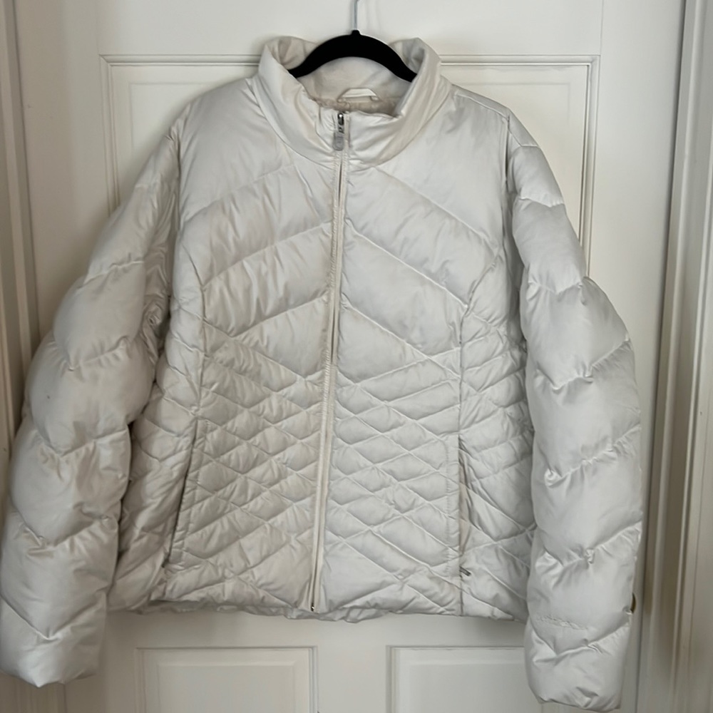 Eddie Bauer puffer coat
